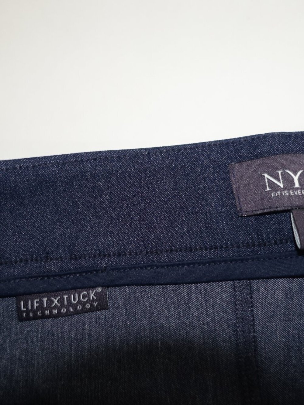 Not Your Daughter's Jeans Women's Slim Trouser Ankle Pants Size 8 Dark Blue NYDJ - Picture 3 of 7